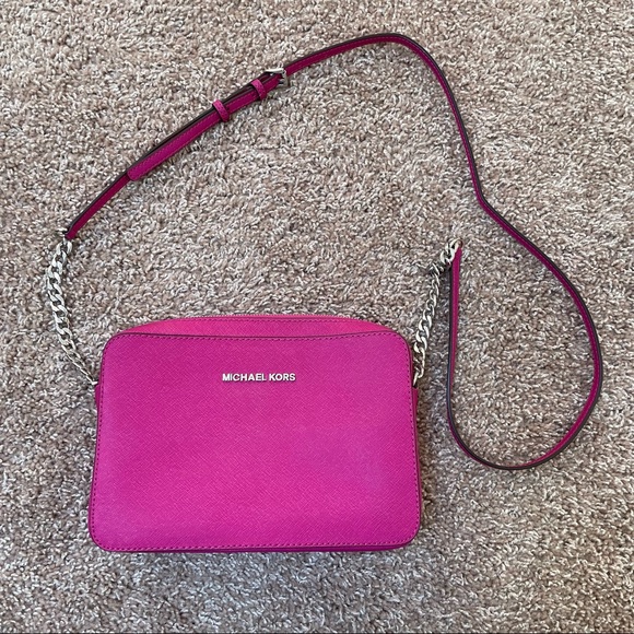 MICHAEL Michael Kors Handbags - SOLD 💕 MK Jet Set Crossbody Purse
